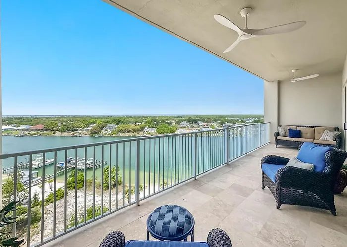 Sailmakers Place Unit 903