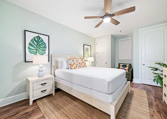 Sailmakers Place Unit 903 Holiday home Pensacola