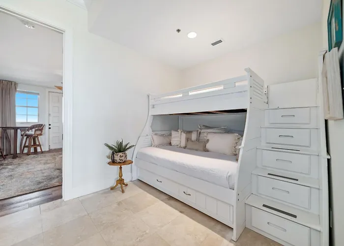 Sailmakers Place Unit 903 Holiday home