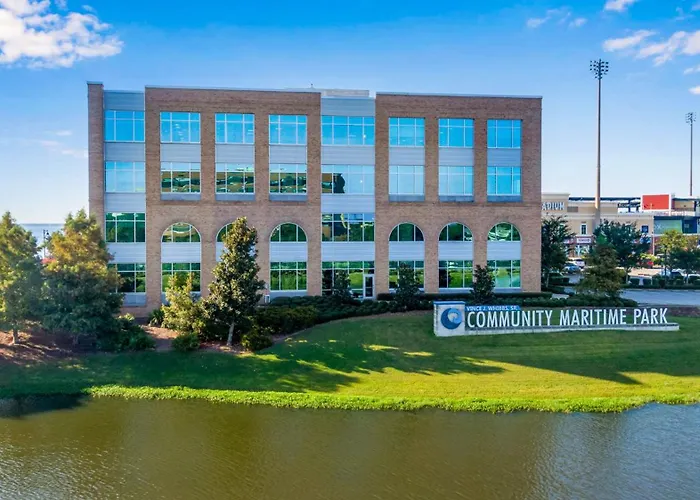 Sailmakers Place Unit 903 Pensacola